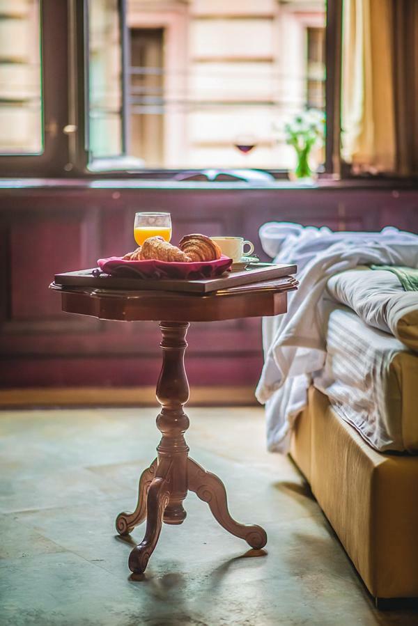 Emigrant Boutique Hotel Tbilisi Ngoại thất bức ảnh